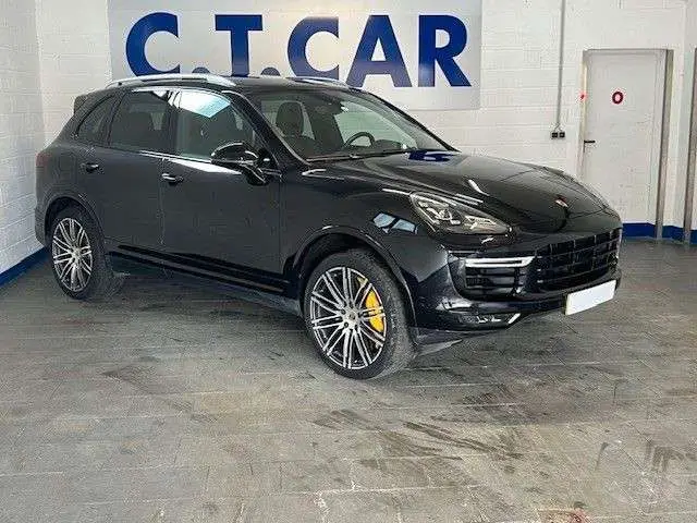 Photo 1 : Porsche Cayenne 2015 Essence