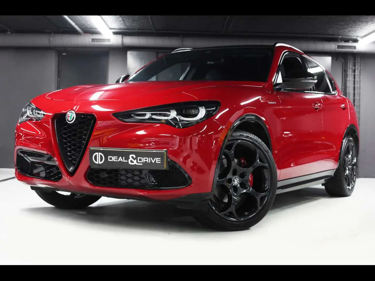 Photo 1 : Alfa Romeo Stelvio 2023 Petrol