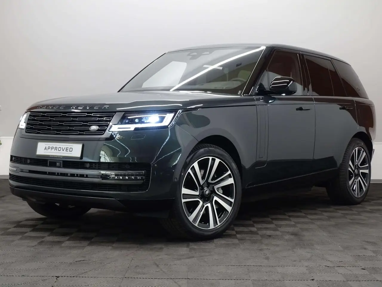 Photo 1 : Land Rover Range Rover 2024 Non renseigné