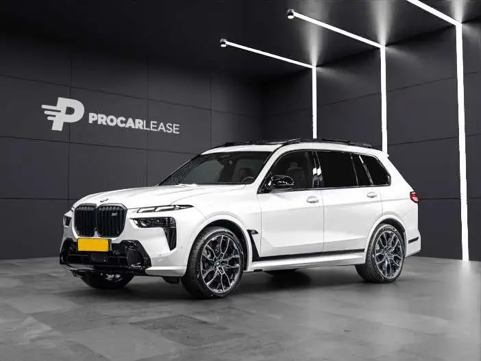 Photo 1 : Bmw X7 2024 Petrol