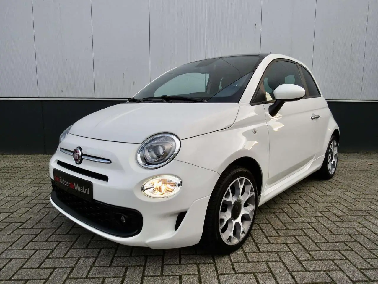 Photo 1 : Fiat 500 2019 Petrol