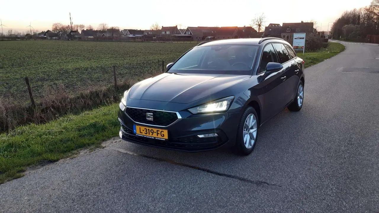 Photo 1 : Seat Leon 2021 Hybride