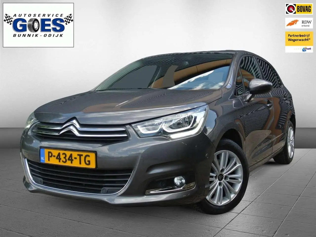 Photo 1 : Citroen C4 2016 Petrol