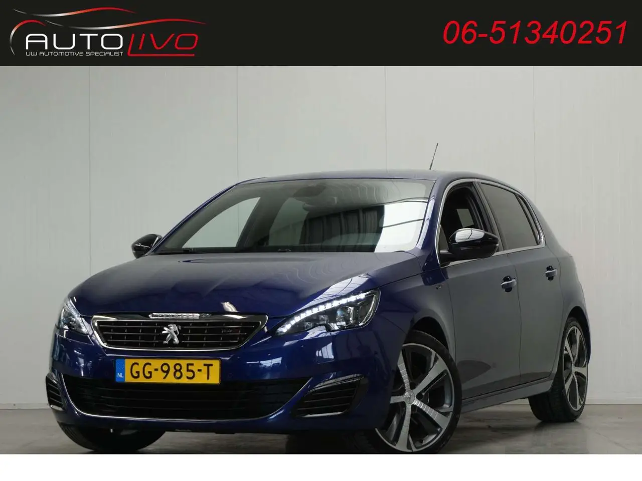 Photo 1 : Peugeot 308 2015 Petrol