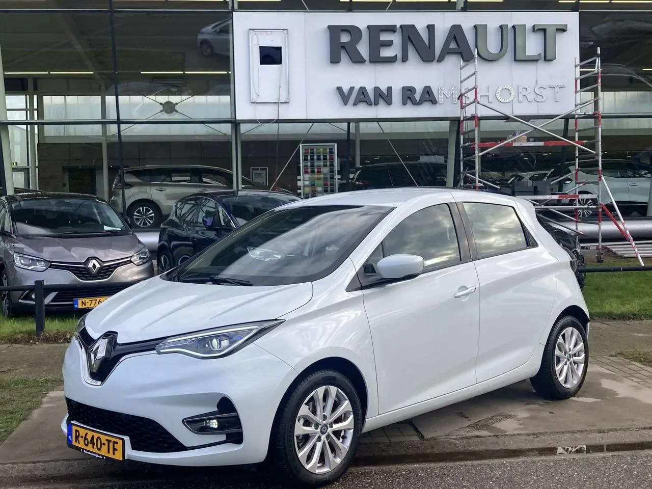 Photo 1 : Renault Zoe 2021 Electric