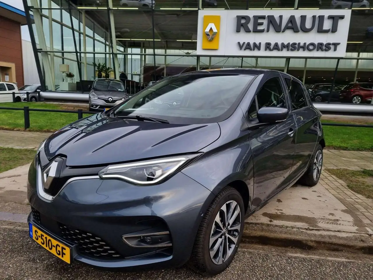 Photo 1 : Renault Zoe 2021 Electric