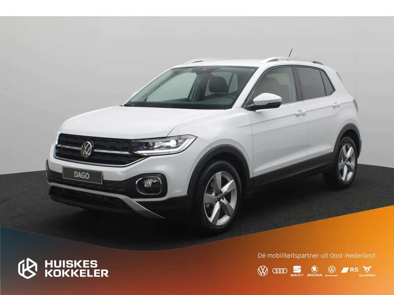 Photo 1 : Volkswagen T-cross 2023 Essence