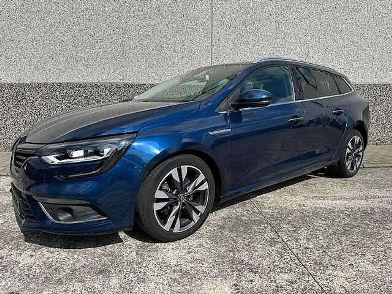 Photo 1 : Renault Megane 2020 Essence