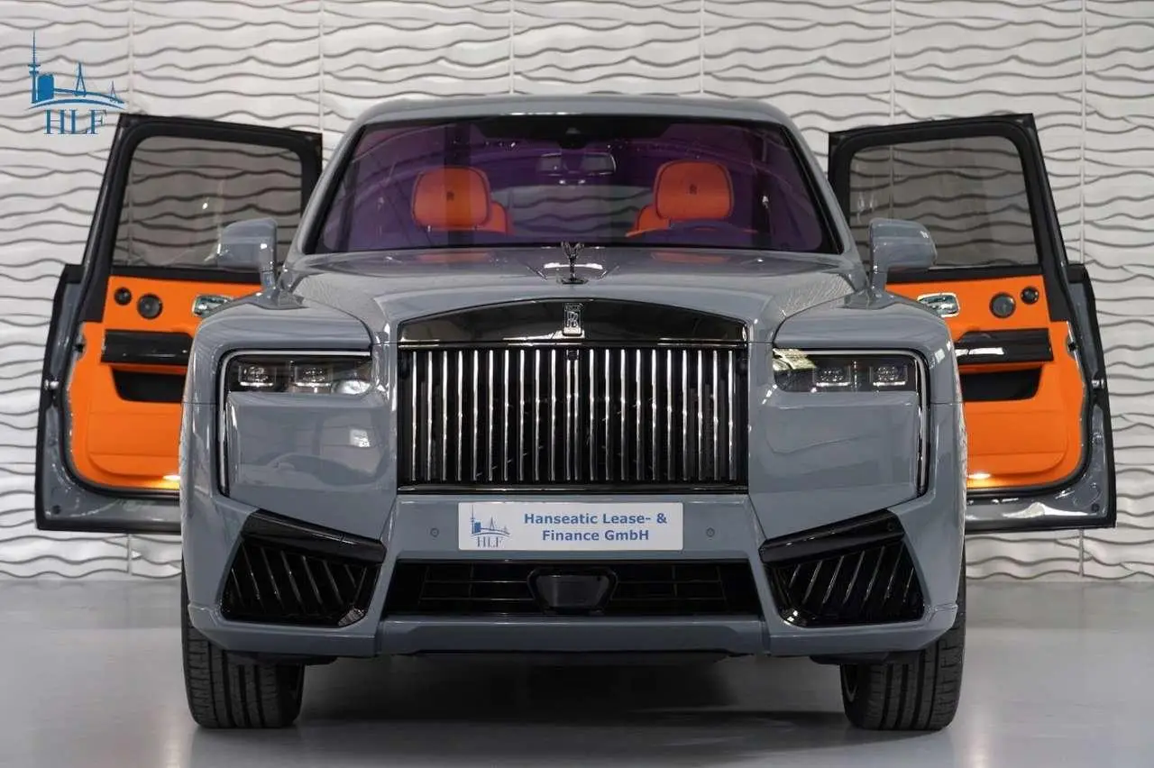 Photo 1 : Rolls-royce Cullinan 2024 Essence