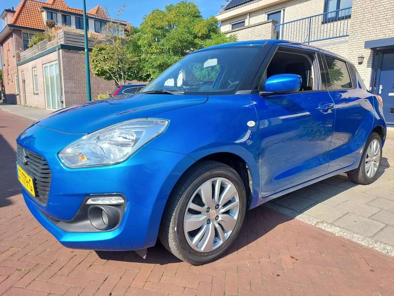 Photo 1 : Suzuki Swift 2018 Essence