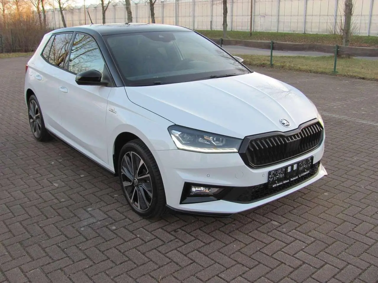 Photo 1 : Skoda Fabia 2023 Petrol