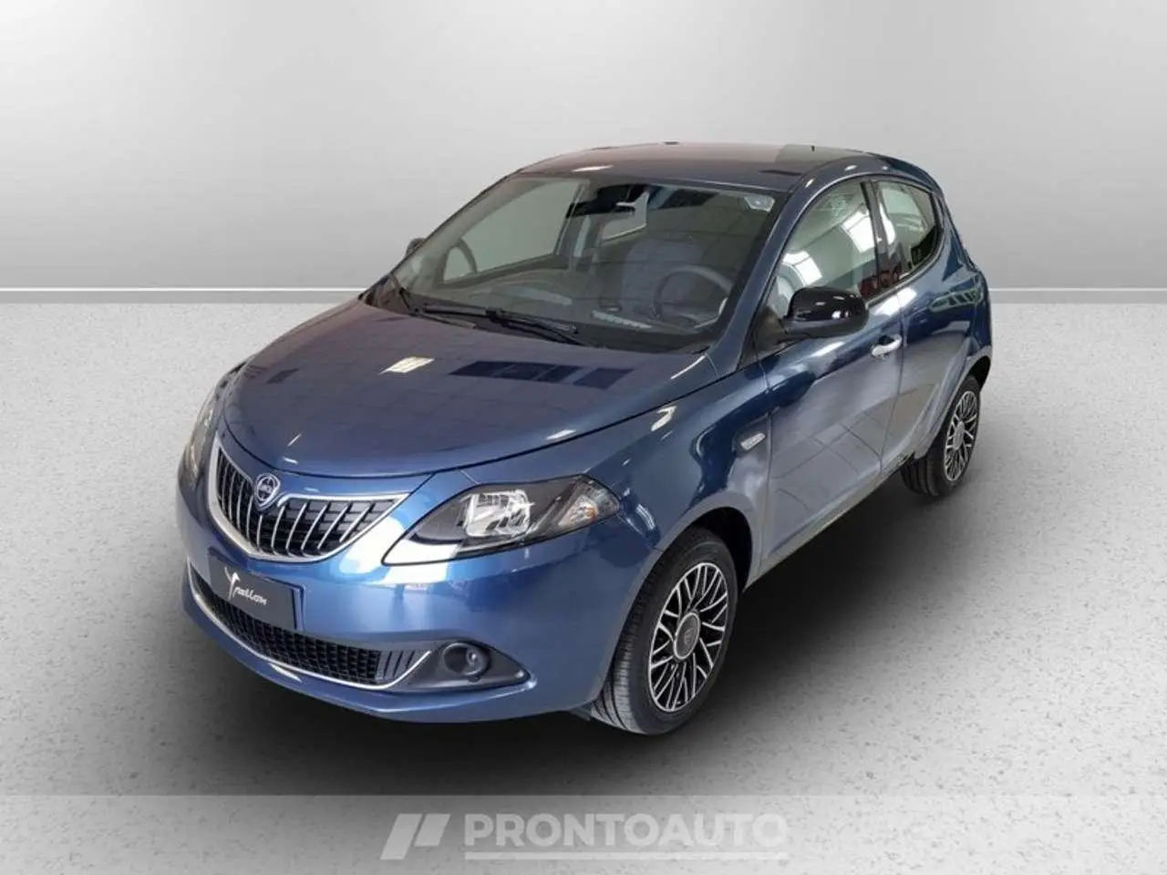 Photo 1 : Lancia Ypsilon 2024 Non renseigné