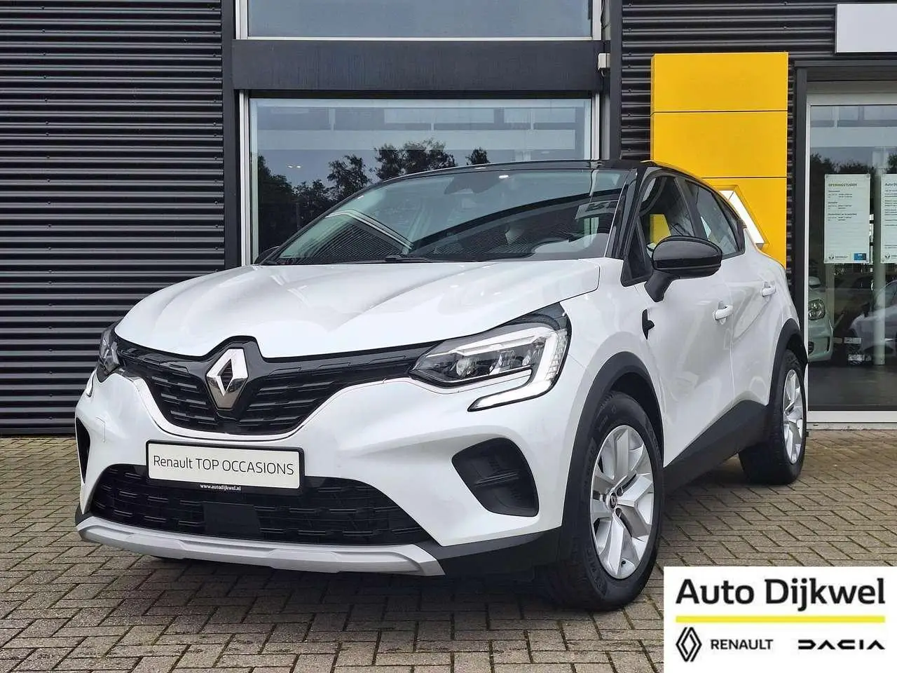 Photo 1 : Renault Captur 2021 Petrol