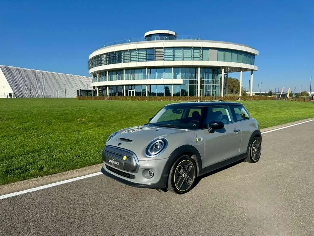 Photo 1 : Mini Cooper 2021 Électrique