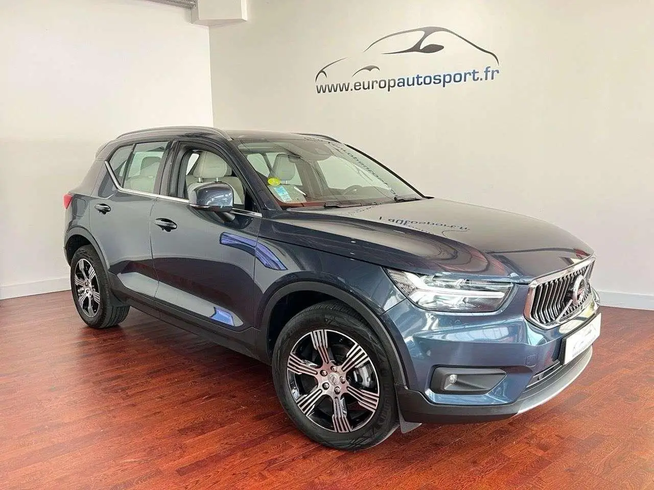 Photo 1 : Volvo Xc40 2019 Diesel