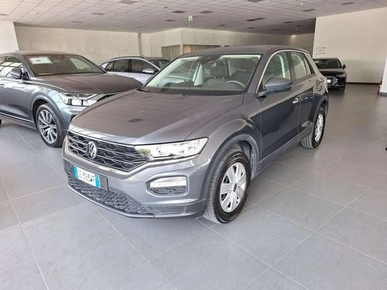 Photo 1 : Volkswagen T-roc 2021 Petrol