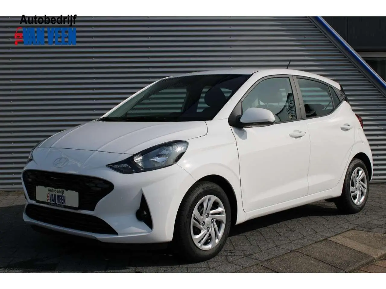 Photo 1 : Hyundai I10 2024 Petrol