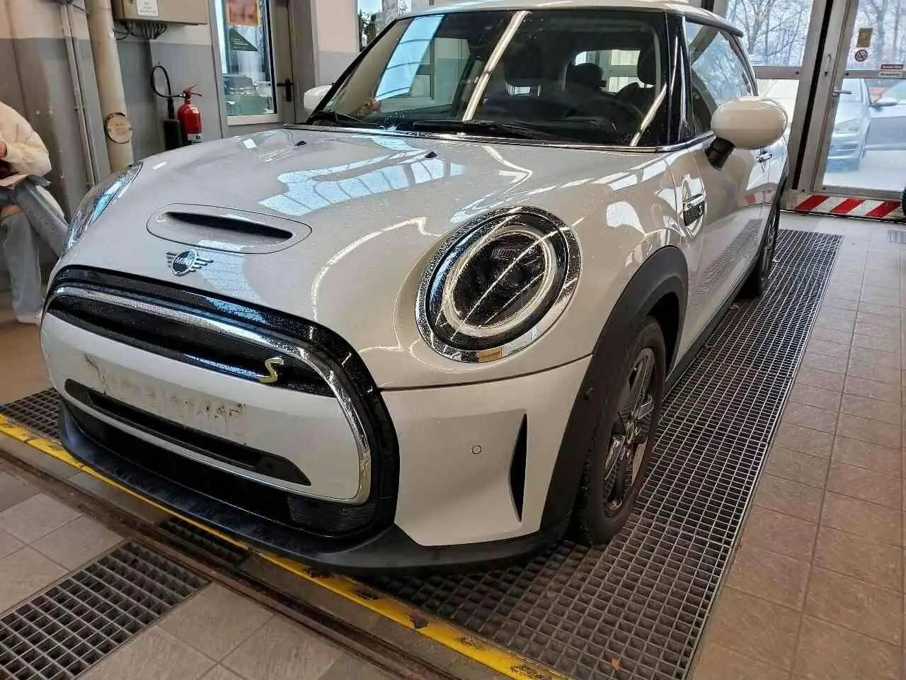 Photo 1 : Mini Cooper 2021 Électrique