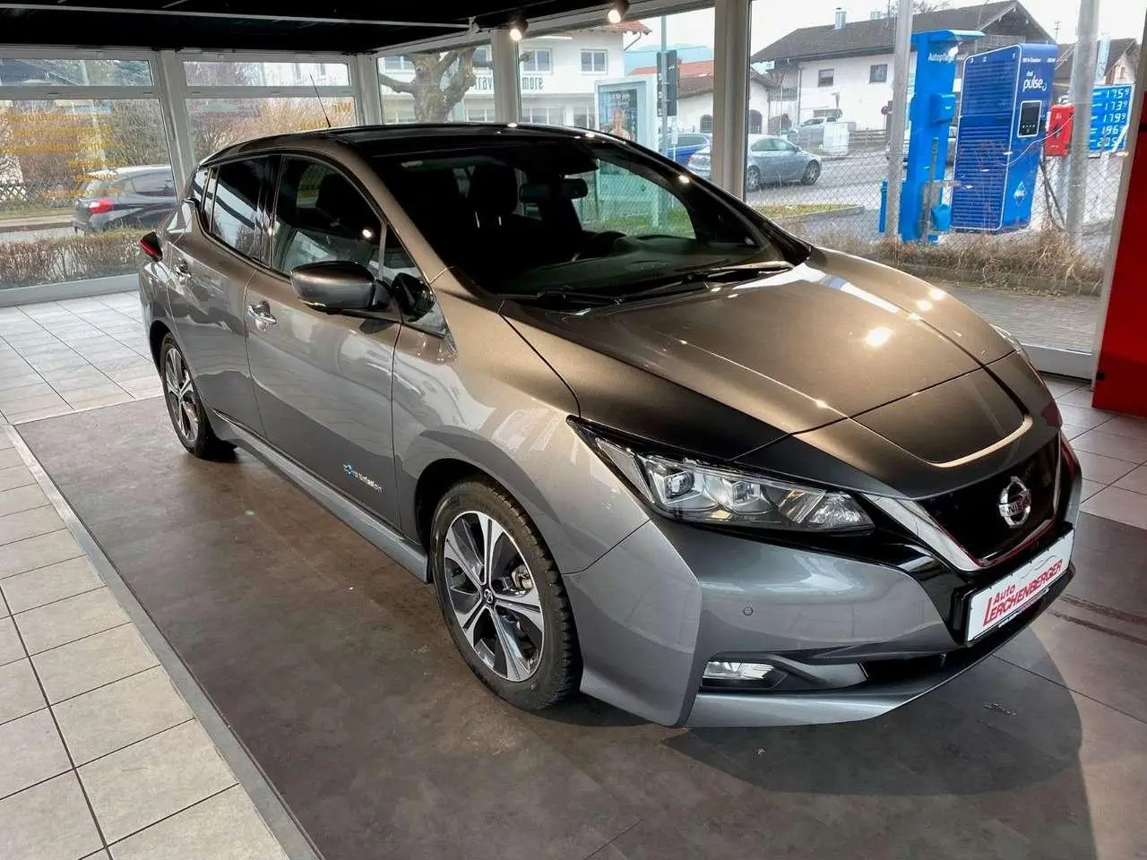 Photo 1 : Nissan Leaf 2019 Électrique