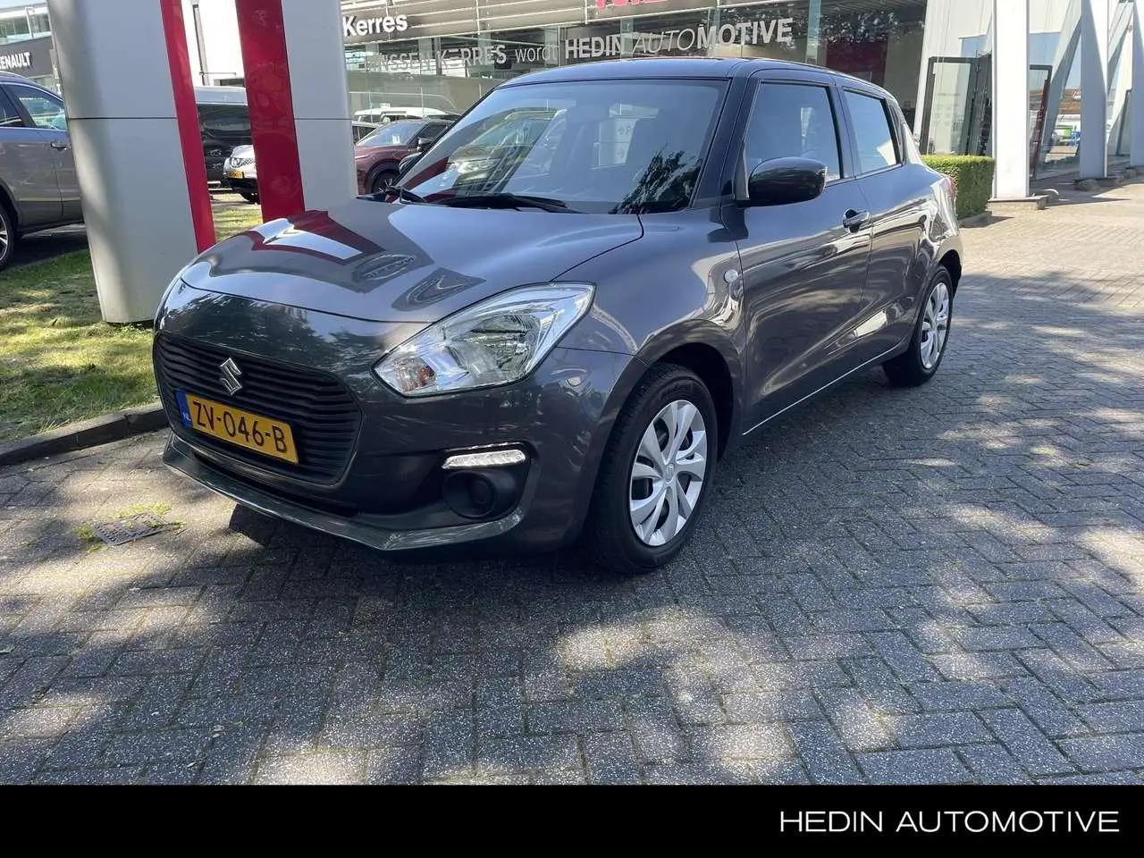 Photo 1 : Suzuki Swift 2019 Essence