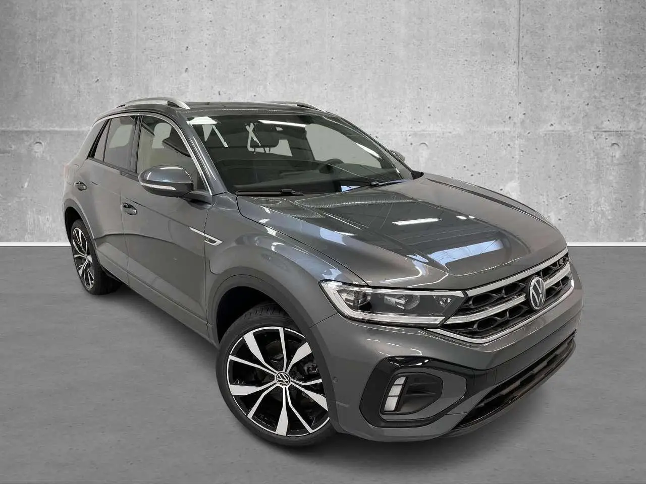 Photo 1 : Volkswagen T-roc 2024 Essence