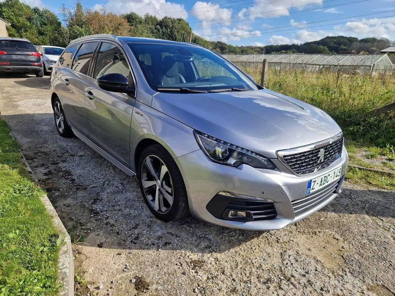 Photo 1 : Peugeot 308 2018 Essence