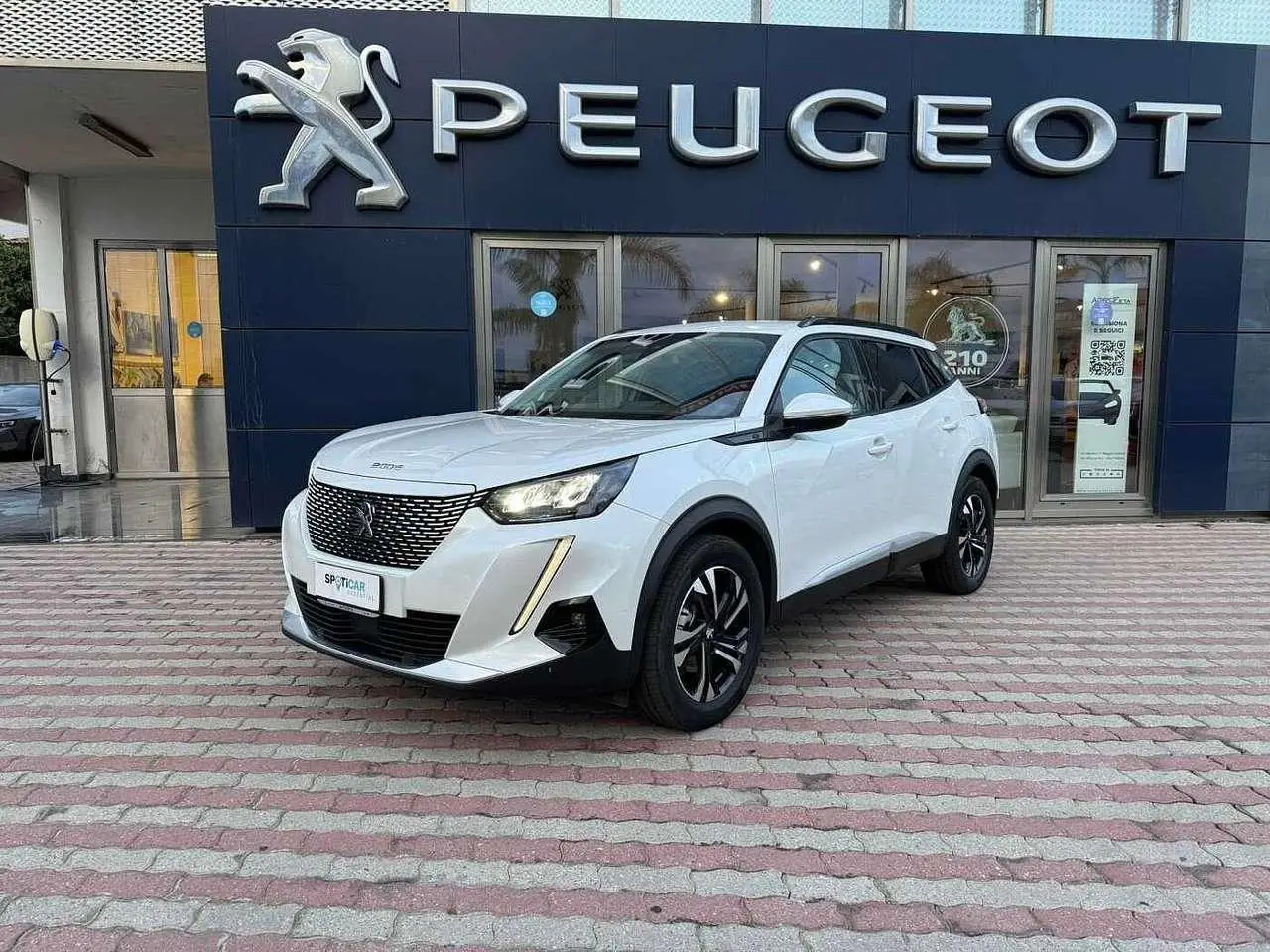 Photo 1 : Peugeot 2008 2021 Électrique