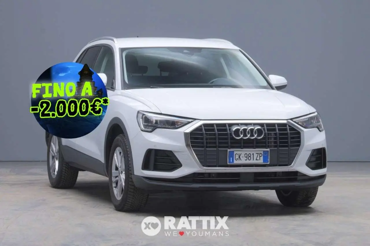 Photo 1 : Audi Q3 2022 Hybrid