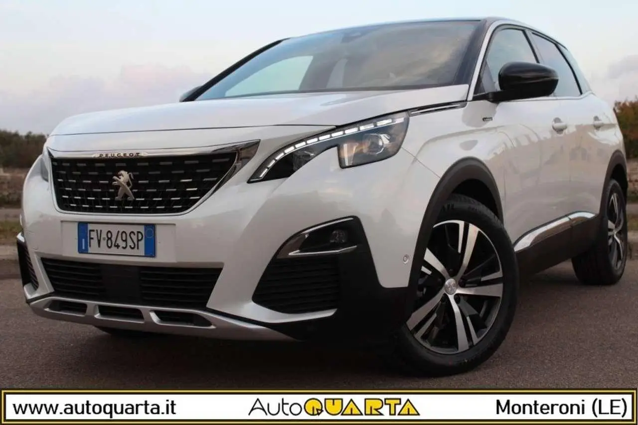 Photo 1 : Peugeot 3008 2019 Diesel