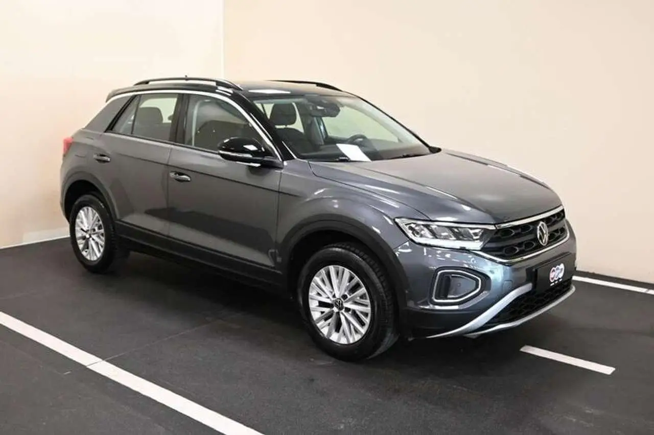 Photo 1 : Volkswagen T-roc 2023 Petrol