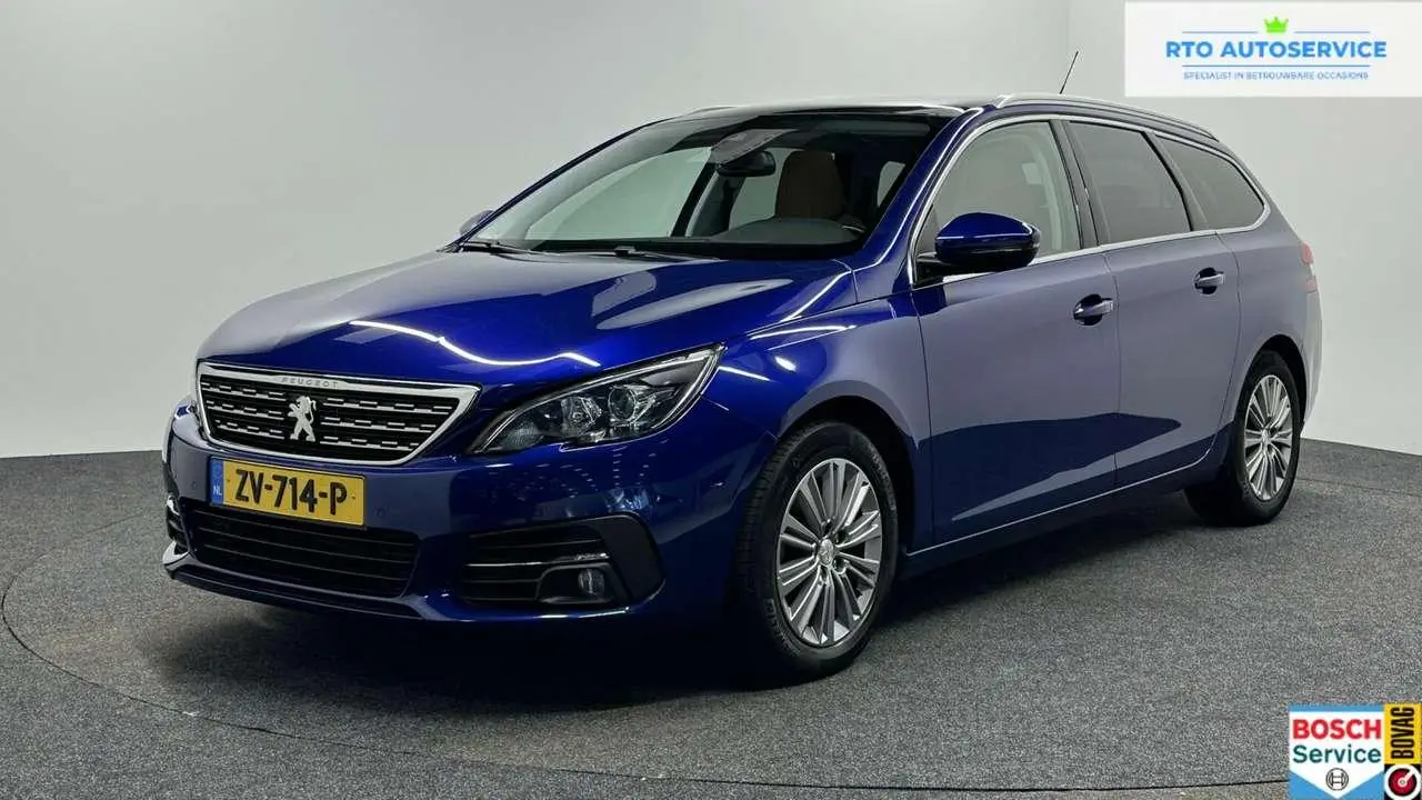 Photo 1 : Peugeot 308 2019 Petrol