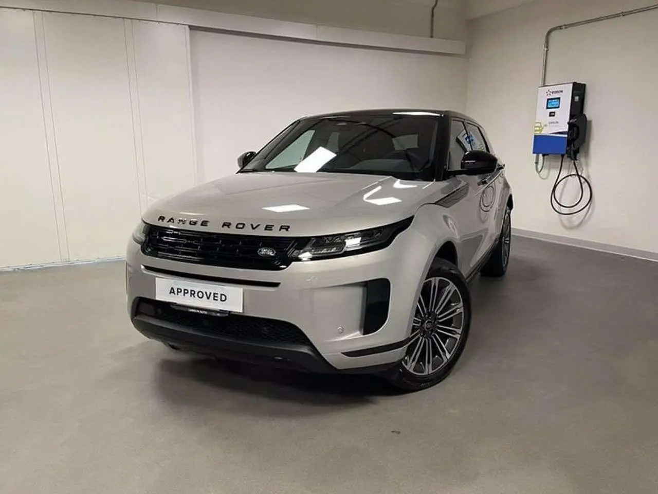 Photo 1 : Land Rover Range Rover Evoque 2024 Hybride