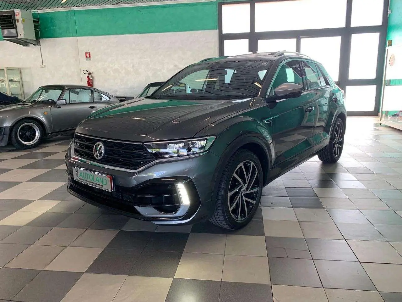 Photo 1 : Volkswagen T-roc 2020 Essence