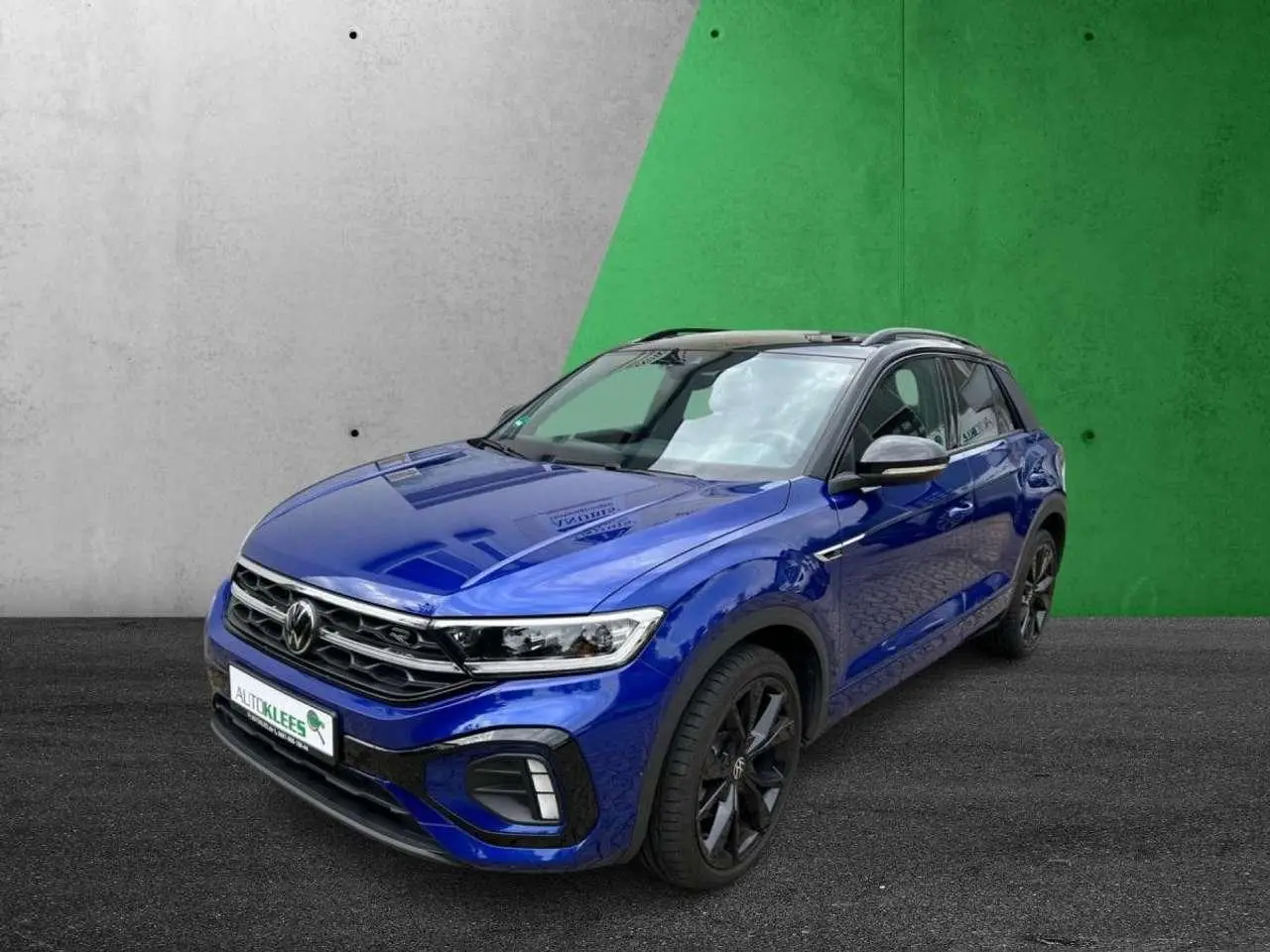 Photo 1 : Volkswagen T-roc 2023 Essence