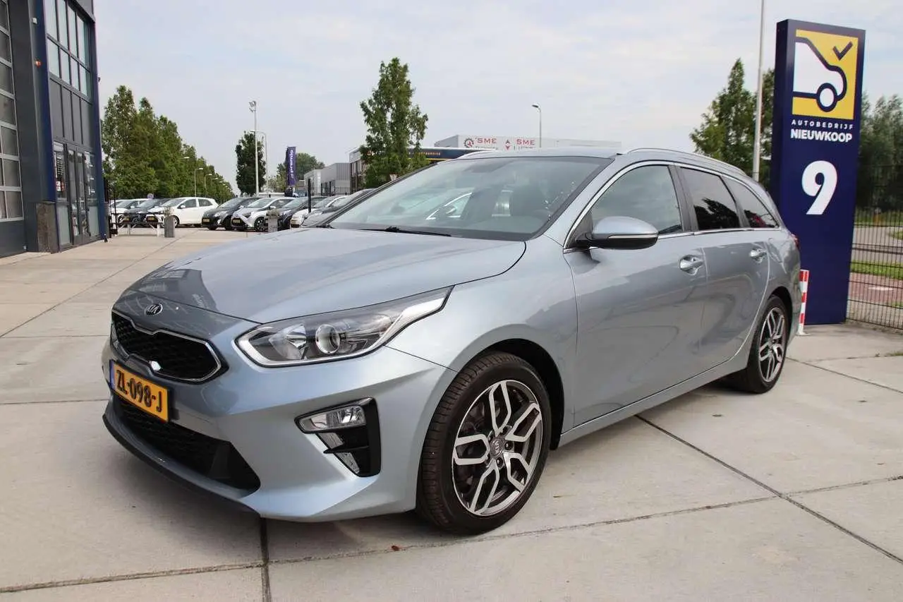 Photo 1 : Kia Ceed 2019 Petrol