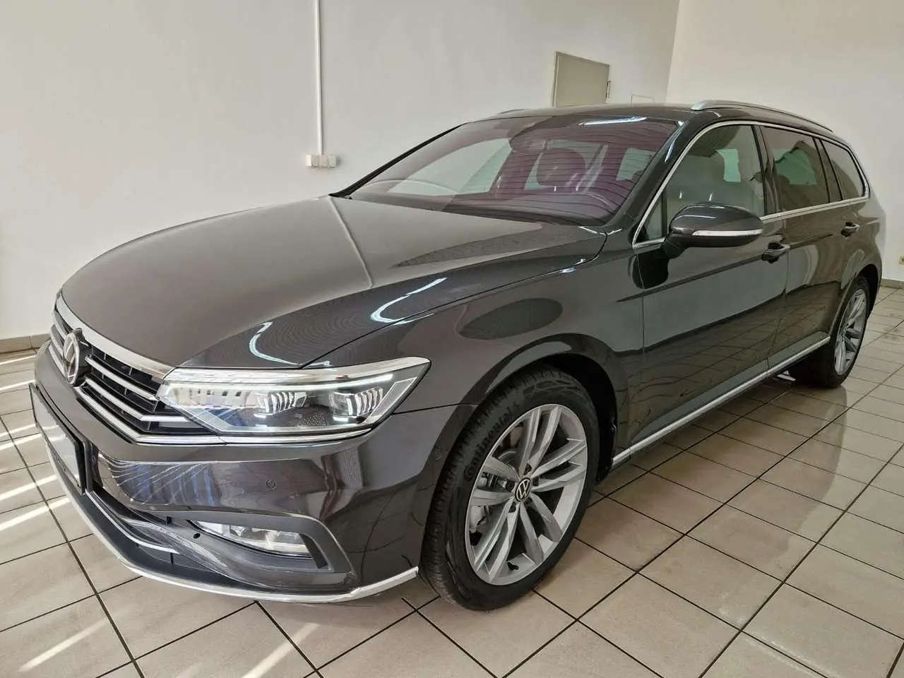 Photo 1 : Volkswagen Passat 2020 Diesel