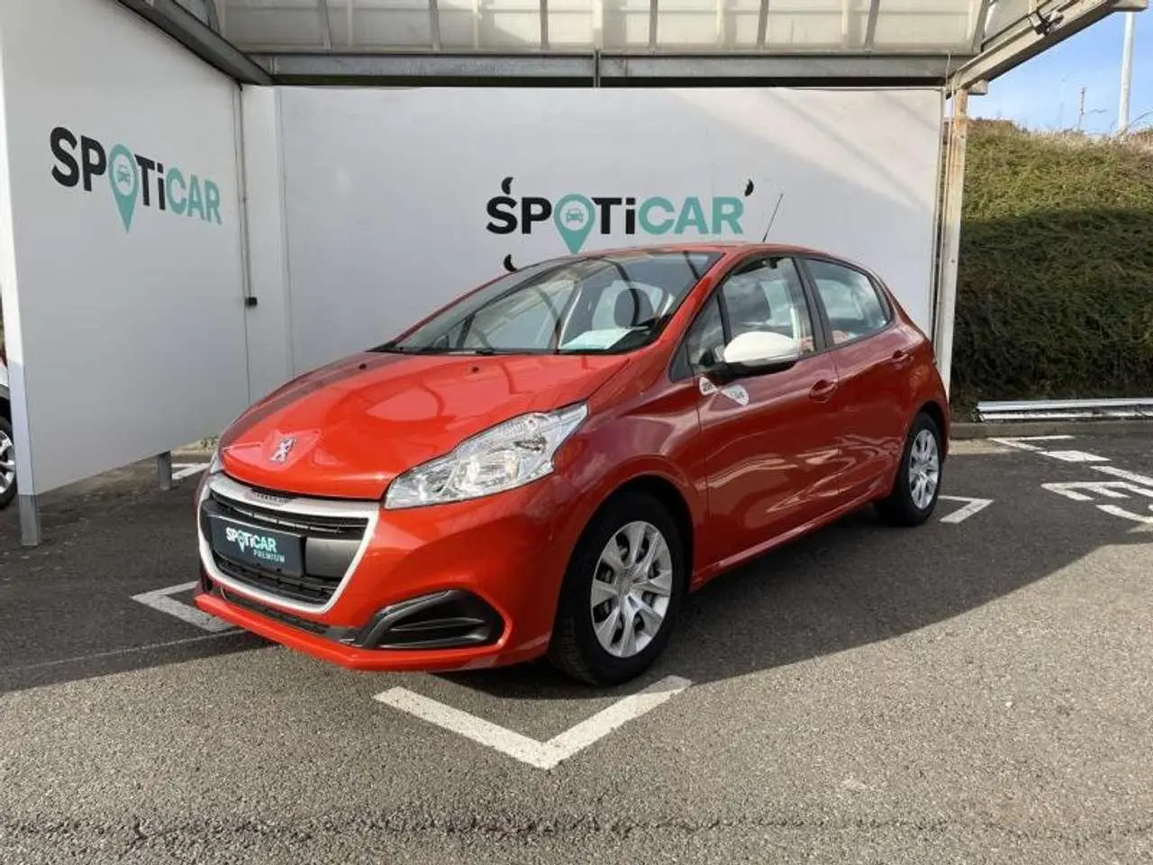 Photo 1 : Peugeot 208 2018 Petrol