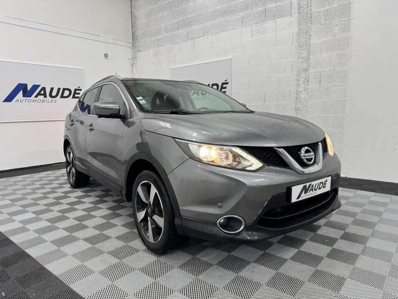 Photo 1 : Nissan Qashqai 2017 Essence