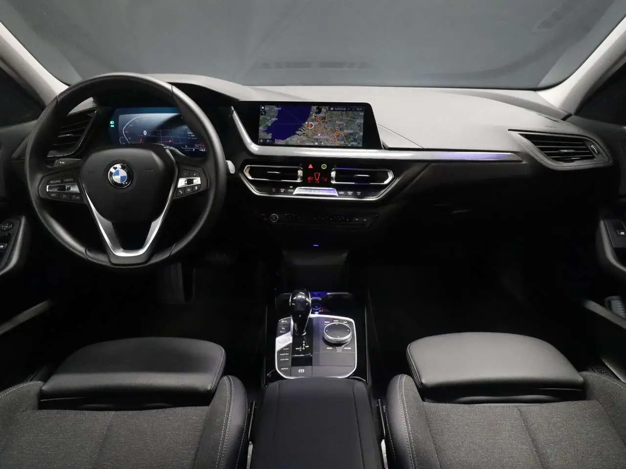 Photo 1 : Bmw Serie 1 2019 Petrol