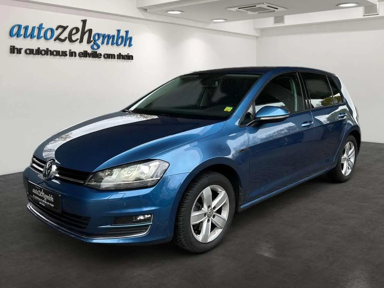 Photo 1 : Volkswagen Golf 2015 Petrol