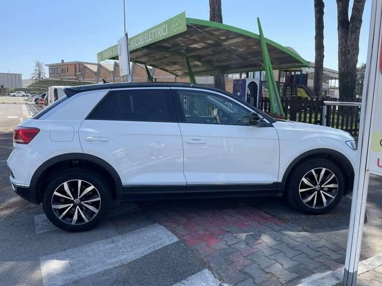 Photo 1 : Volkswagen T-roc 2020 Diesel