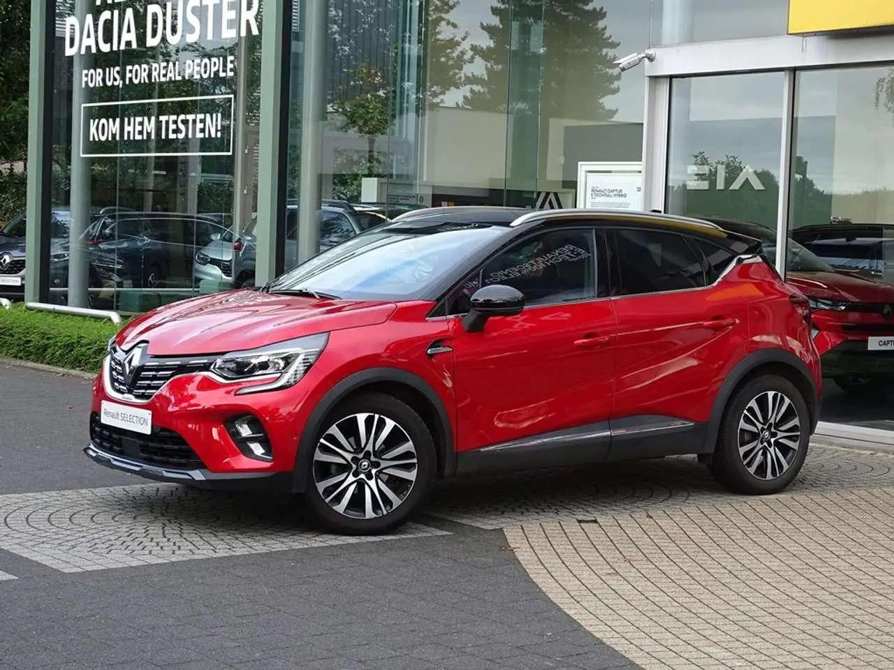 Photo 1 : Renault Captur 2021 Essence