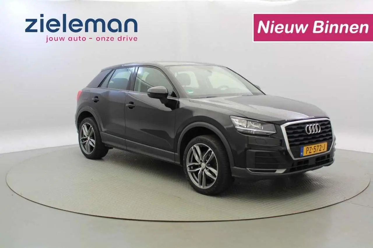 Photo 1 : Audi Q2 2017 Petrol