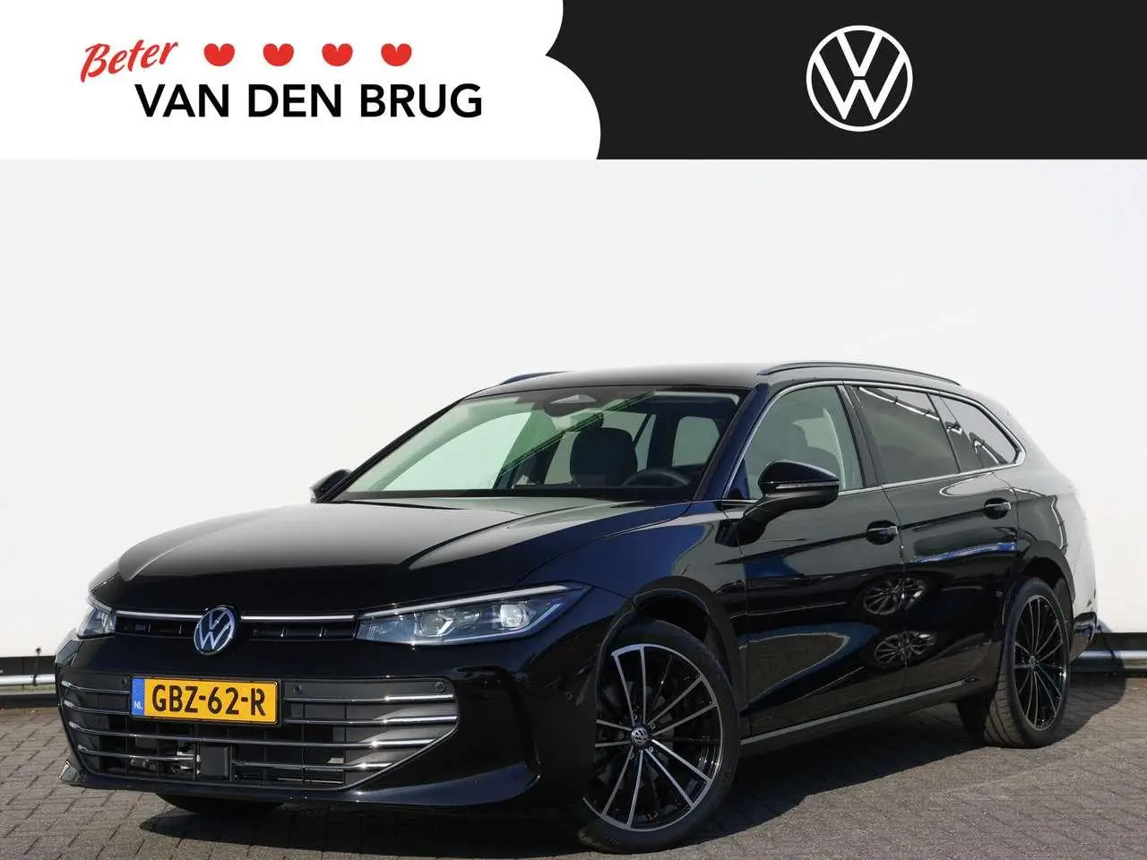 Photo 1 : Volkswagen Passat 2024 Petrol