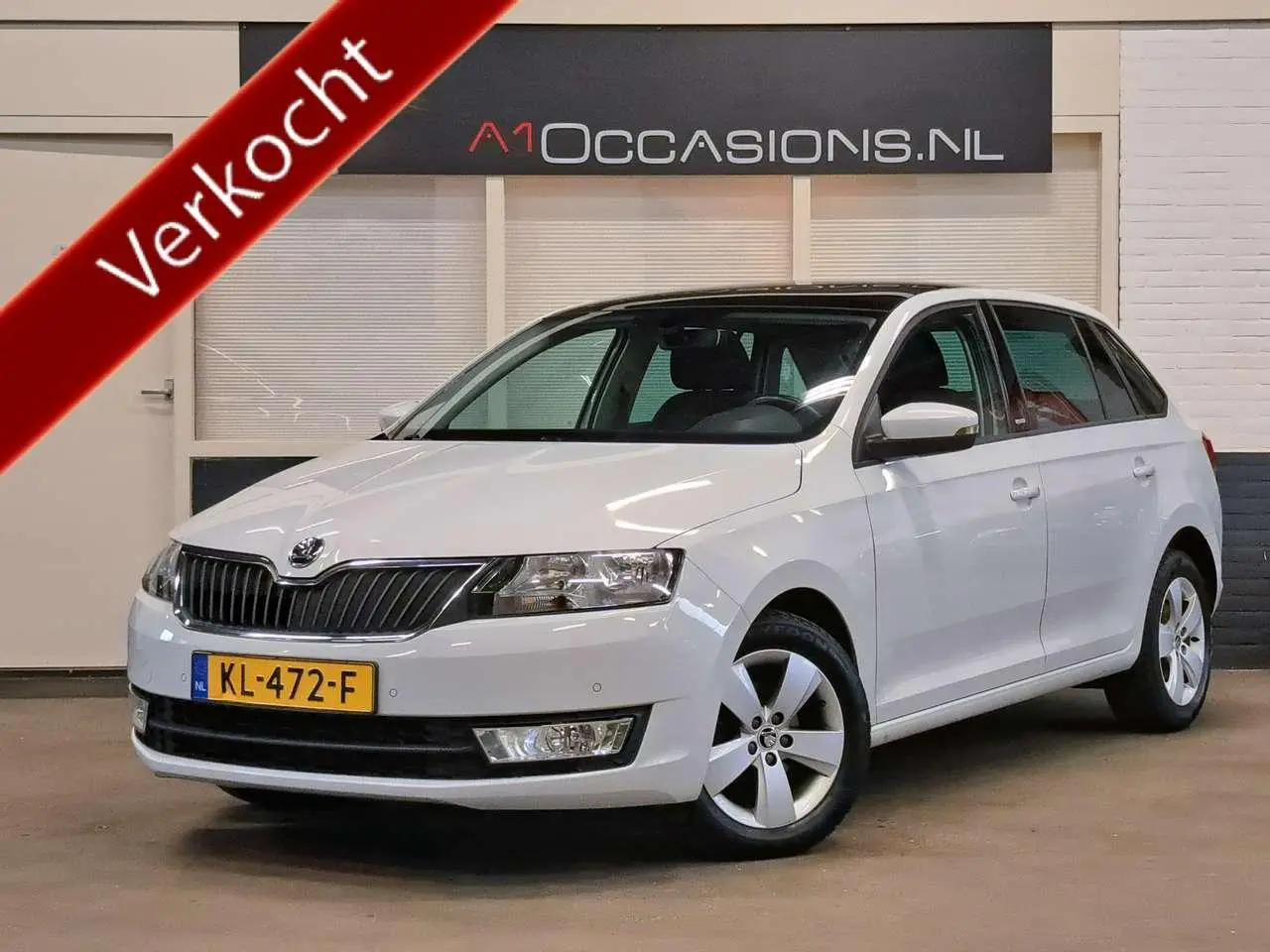 Photo 1 : Skoda Rapid 2016 Petrol