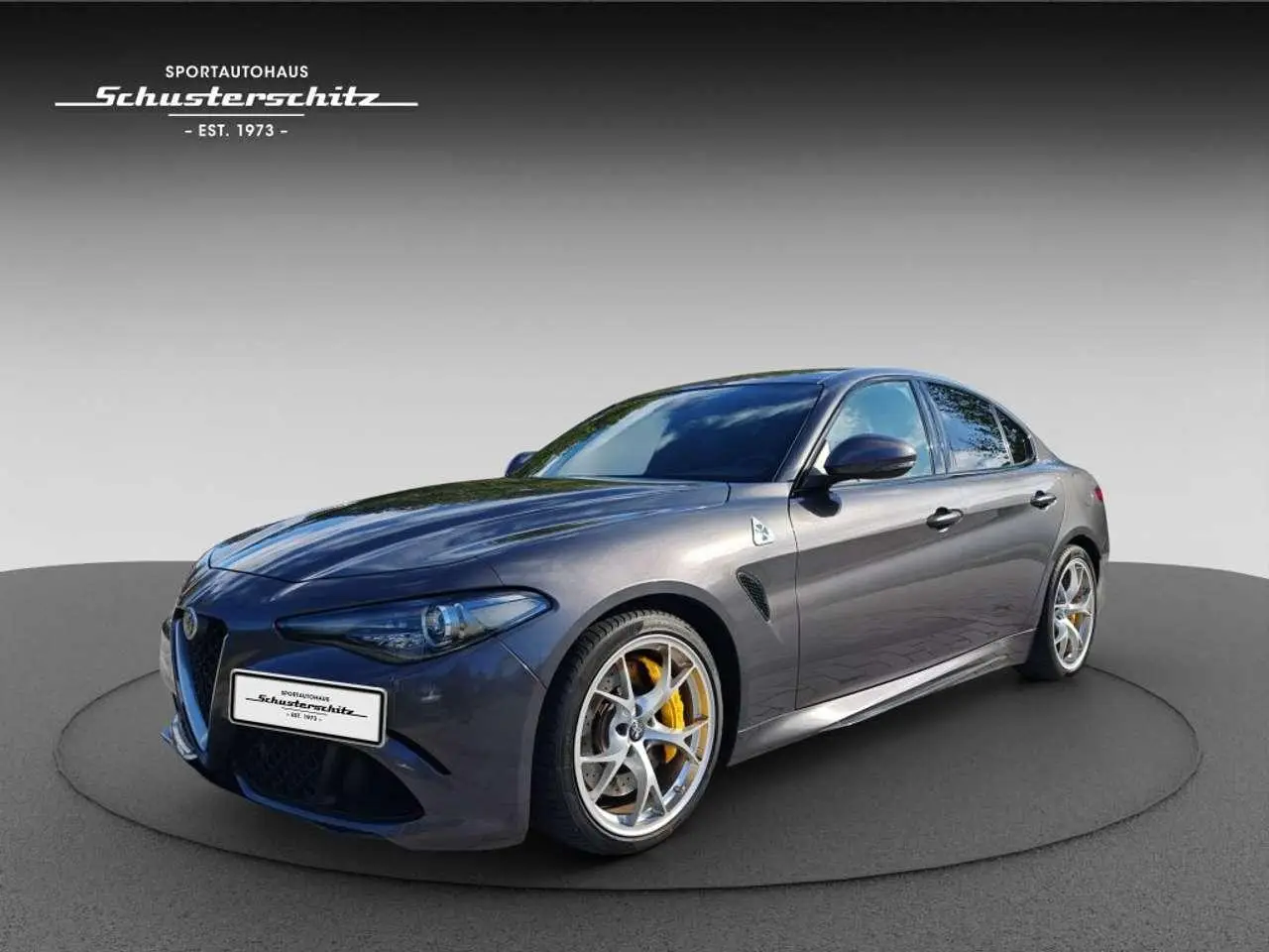 Photo 1 : Alfa Romeo Giulia 2019 Petrol