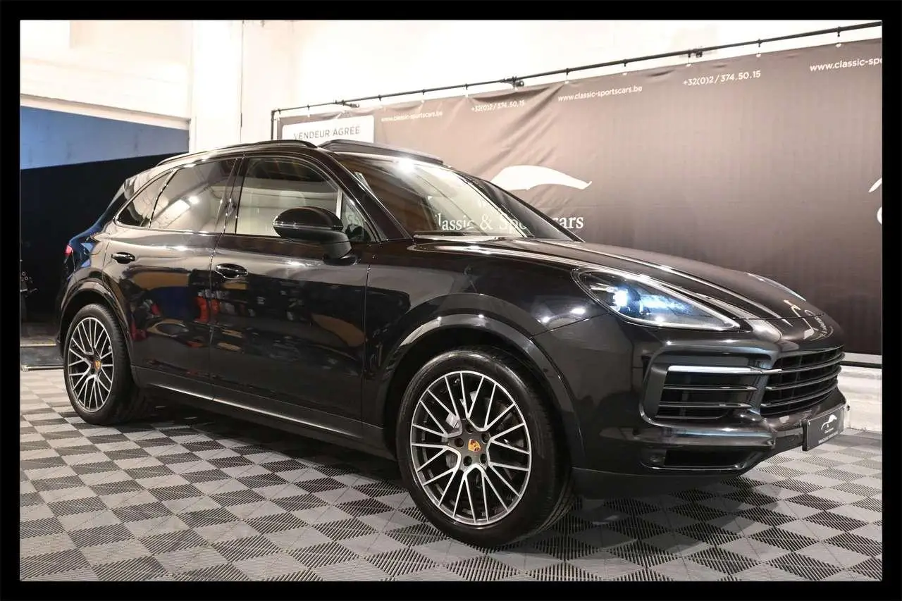 Photo 1 : Porsche Cayenne 2018 Essence