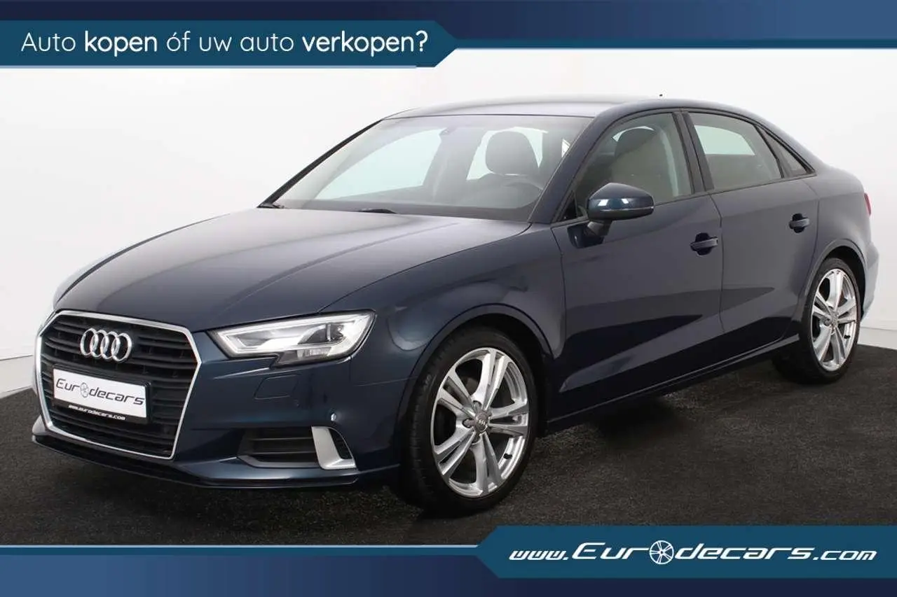 Photo 1 : Audi A3 2020 Essence