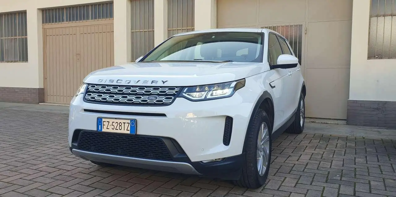 Photo 1 : Land Rover Discovery 2019 Hybrid