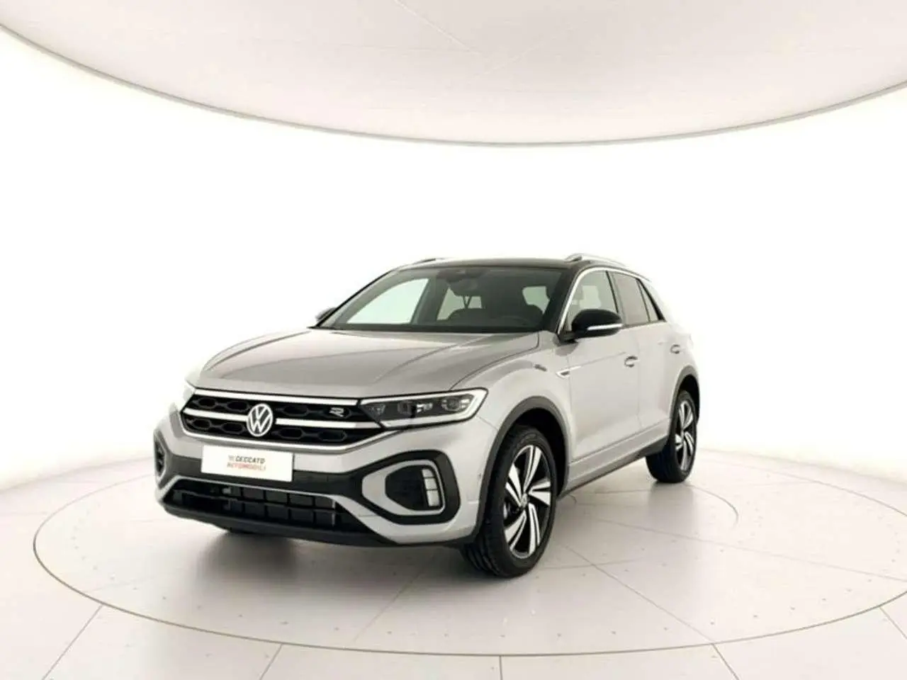 Photo 1 : Volkswagen T-roc 2024 Petrol